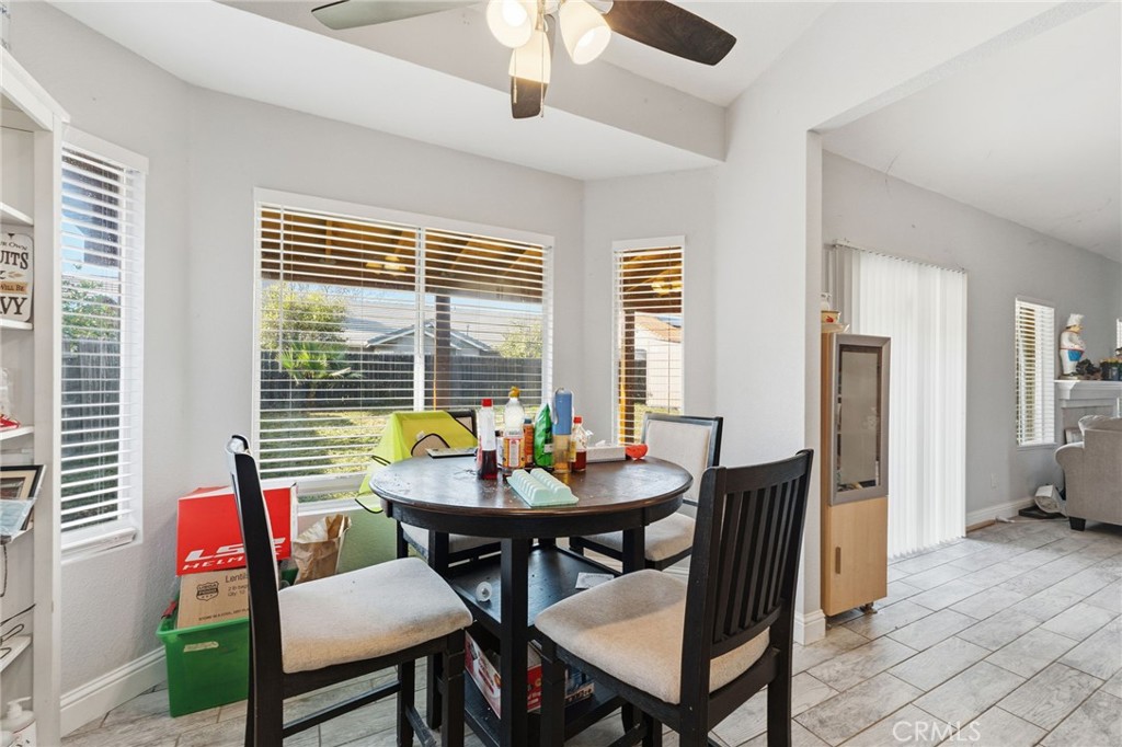 653 Stonewood, Los Banos, CA 93635