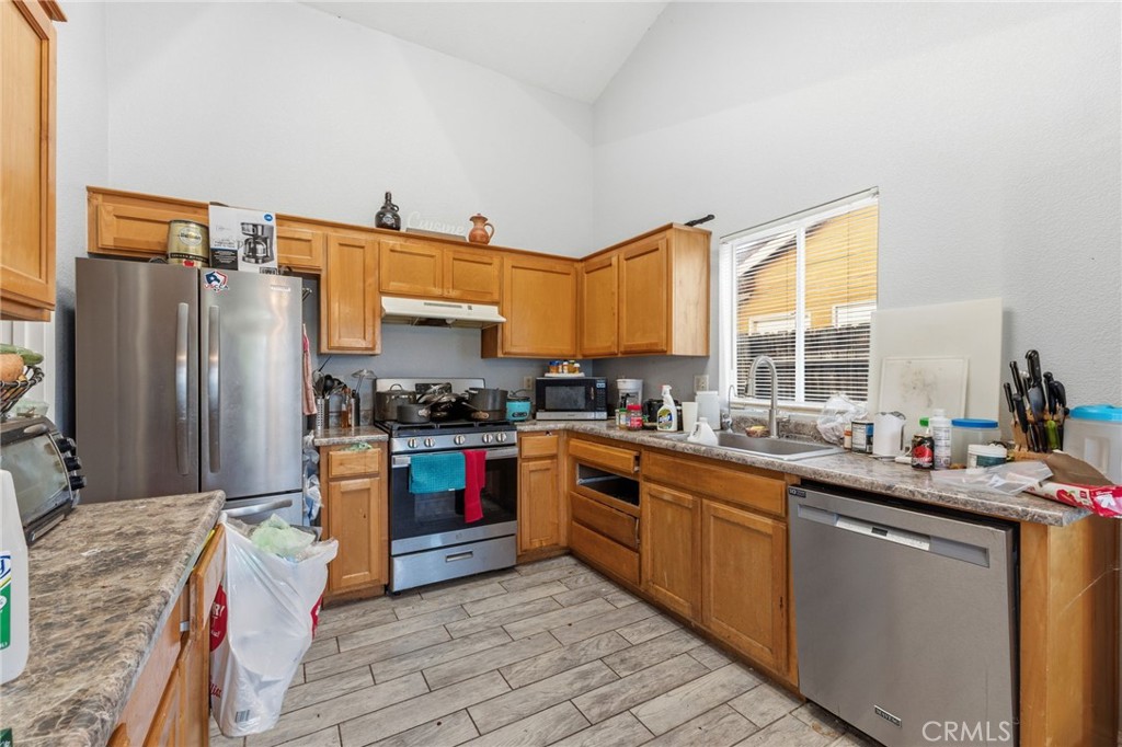 653 Stonewood, Los Banos, CA 93635