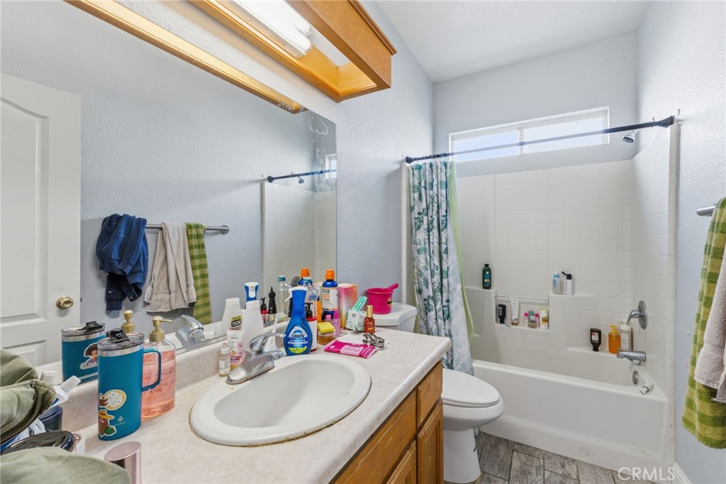 653 Stonewood, Los Banos, CA 93635