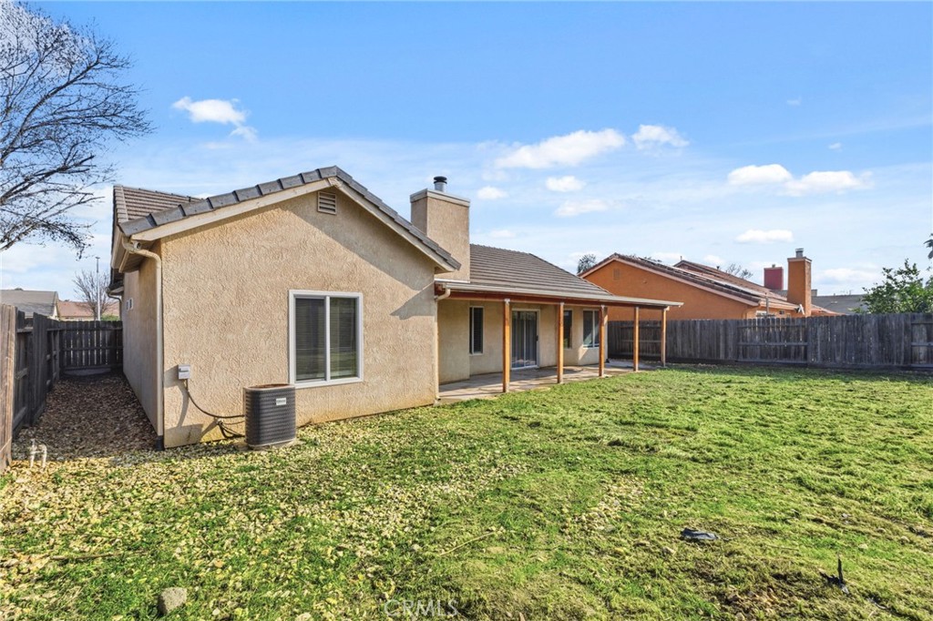 653 Stonewood, Los Banos, CA 93635