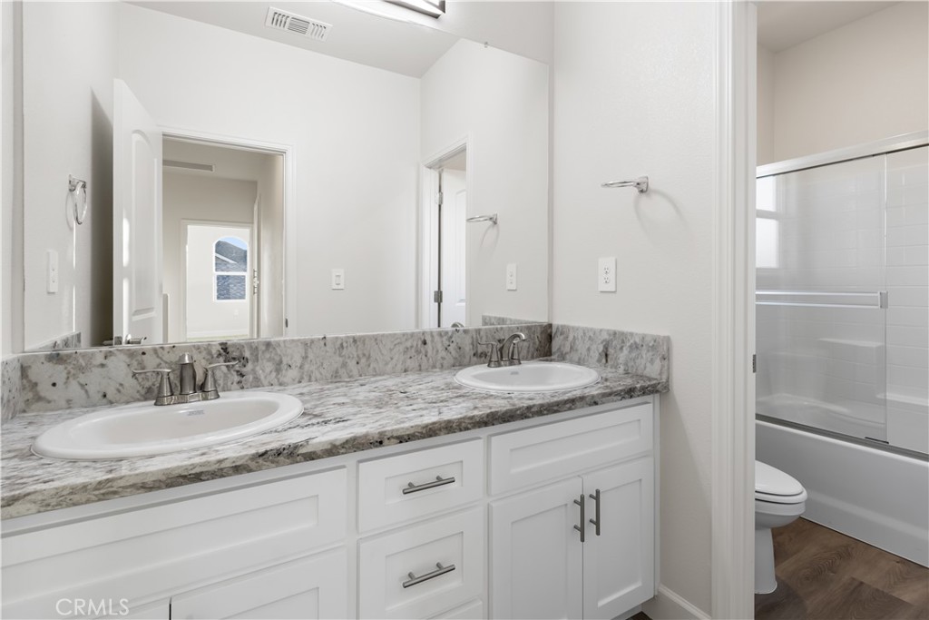 2955 Capella, Merced, CA 95341