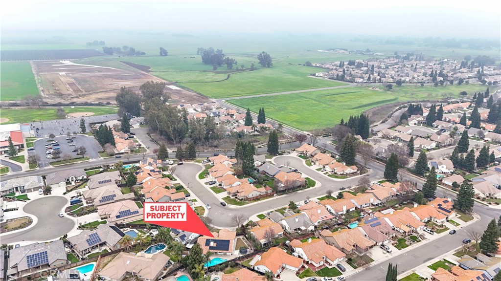 724 Robin Dr, Merced, CA 95340