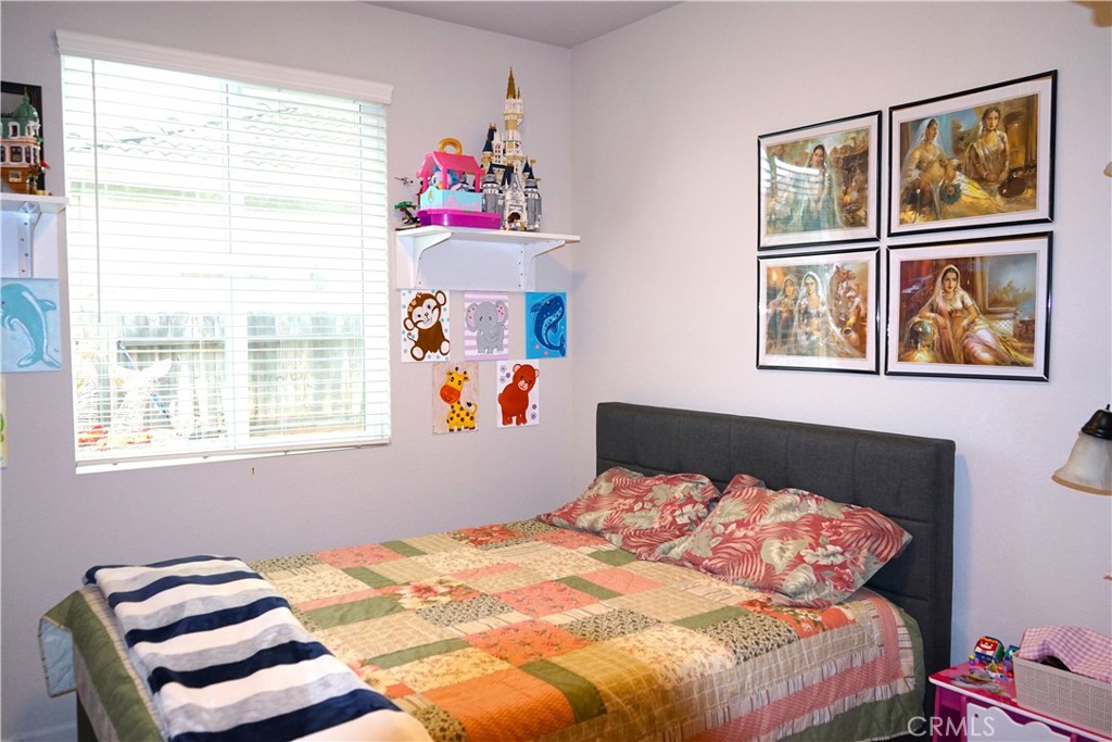 2377 Mariner Way, Merced, CA 95340