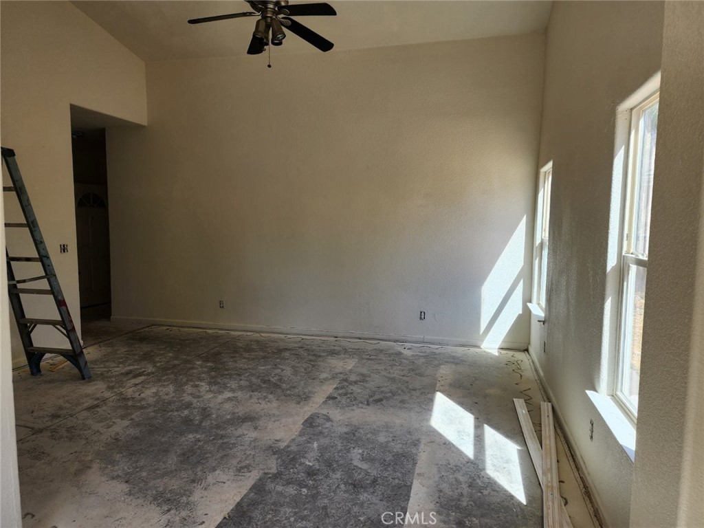 1511 Ronnie Ct, Merced, CA 95341