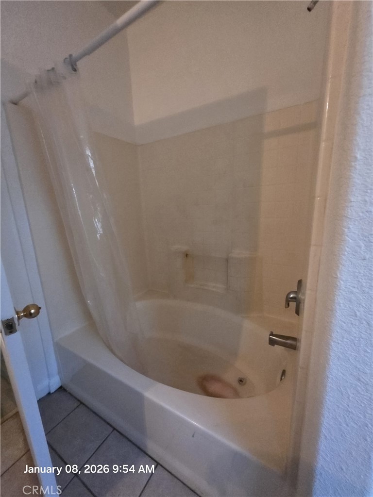 1559 Ronnie Ct, Merced, CA 95341