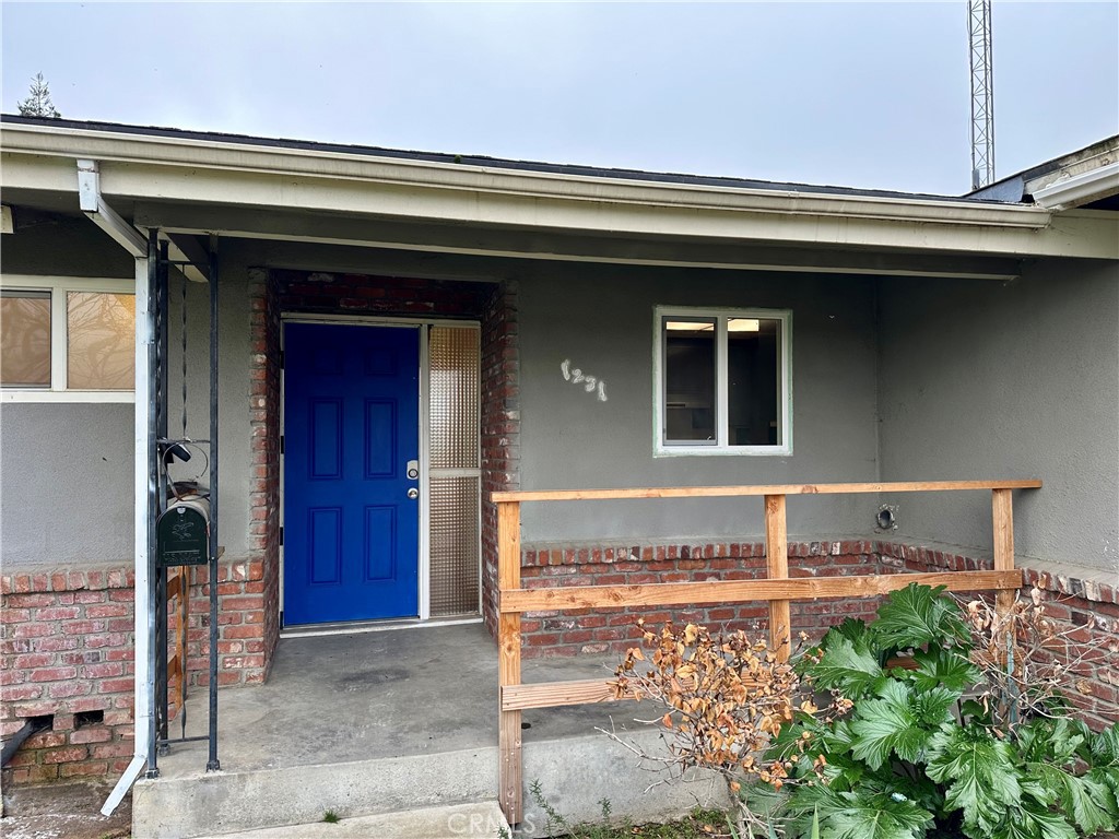 1231 7th, Livingston, CA 95334
