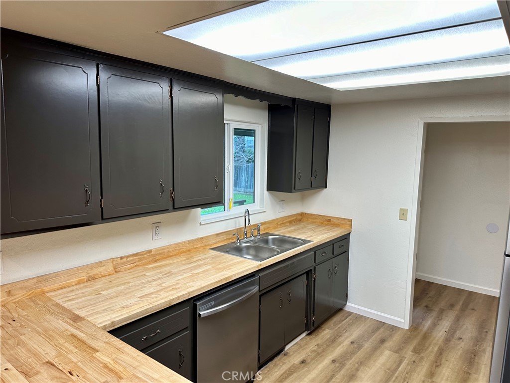 1231 7th, Livingston, CA 95334