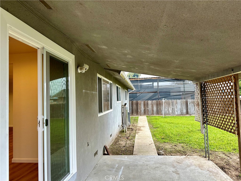 1231 7th, Livingston, CA 95334