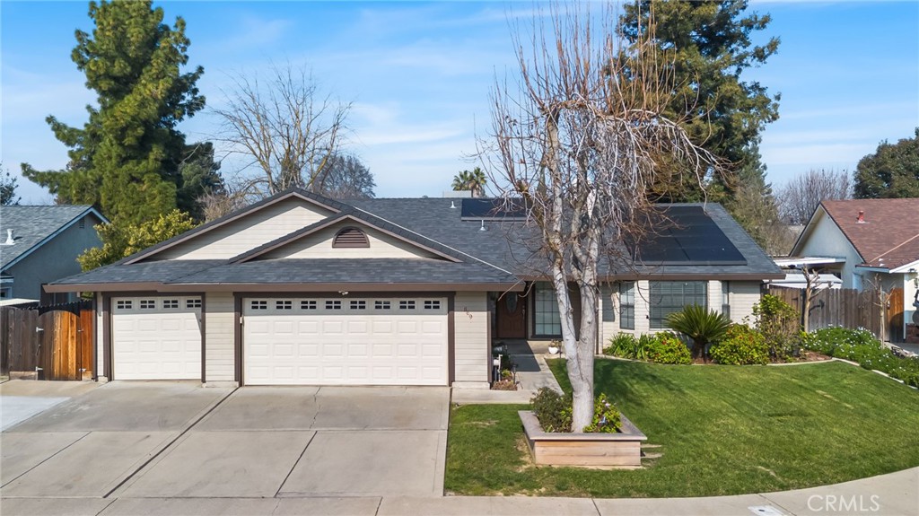 869 Redlands Ct, Merced, CA 95348