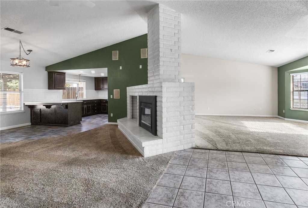 869 Redlands Ct, Merced, CA 95348