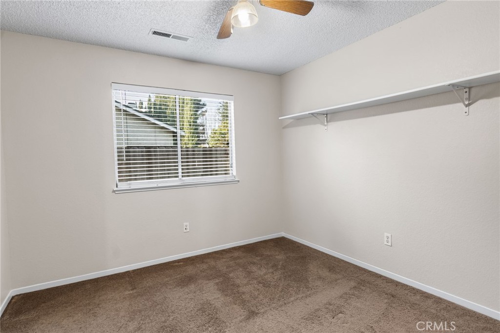 869 Redlands Ct, Merced, CA 95348