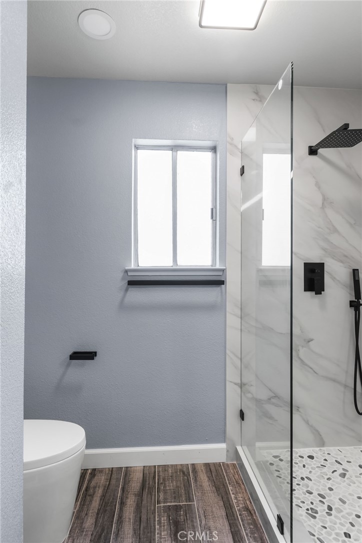 869 Redlands Ct, Merced, CA 95348