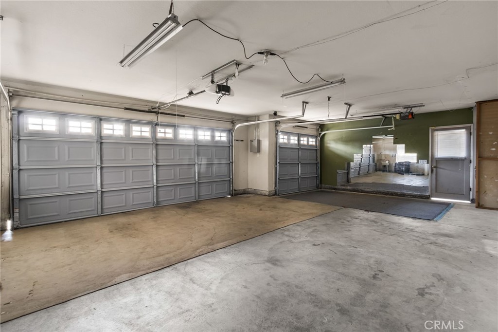 869 Redlands Ct, Merced, CA 95348