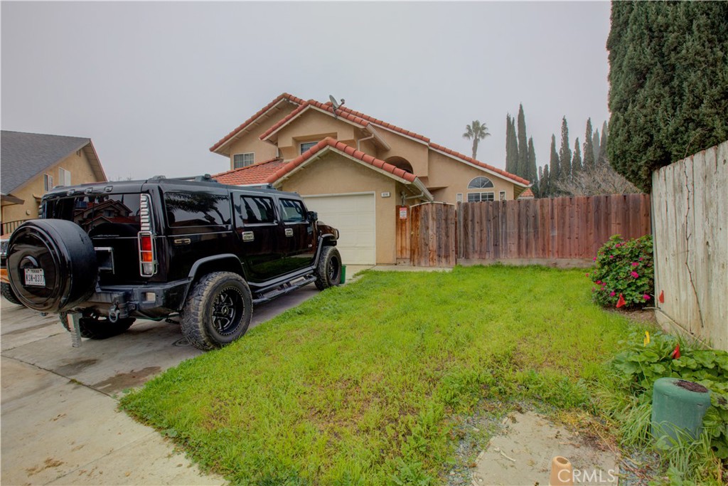 814 Casa Ct, Los Banos, CA 93635