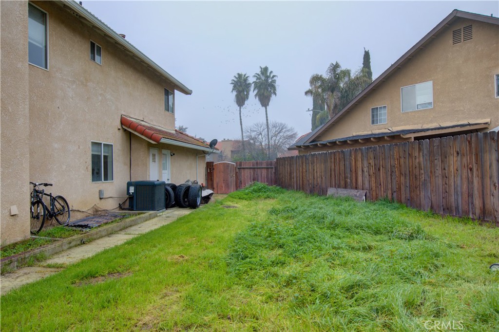 814 Casa Ct, Los Banos, CA 93635