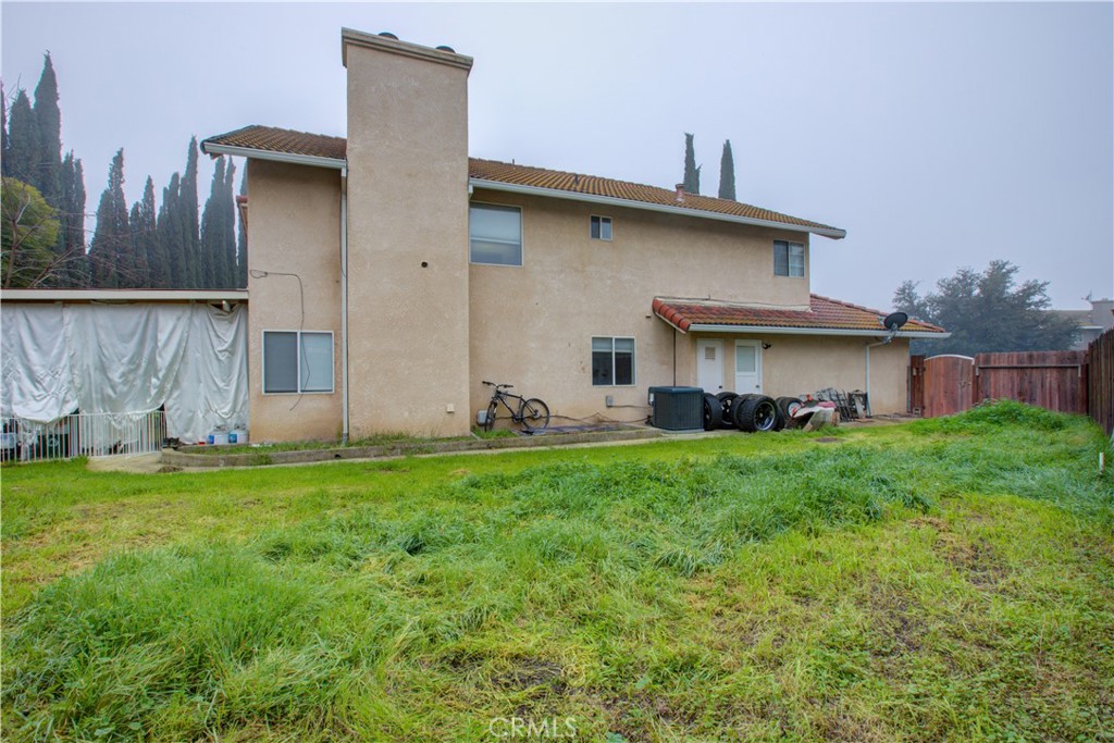 814 Casa Ct, Los Banos, CA 93635