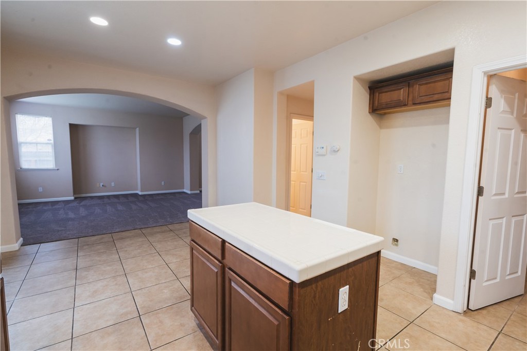 4315 Strathmore, Merced, CA 95348