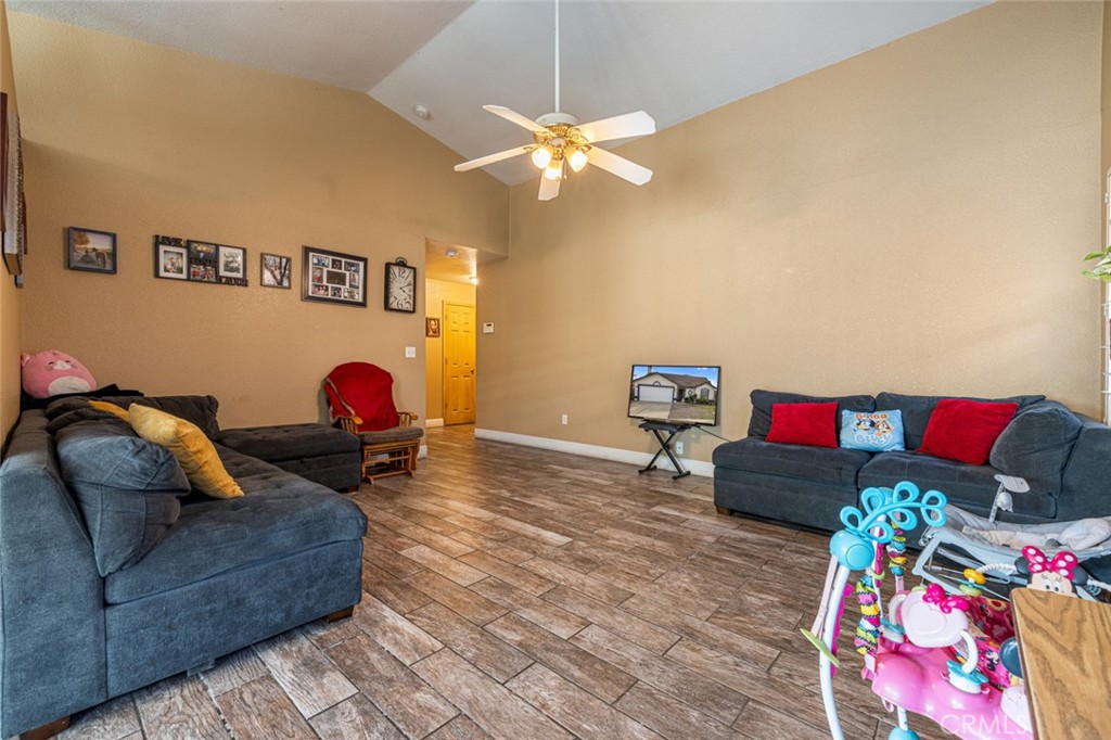 6623 Olive, Winton, CA 95388