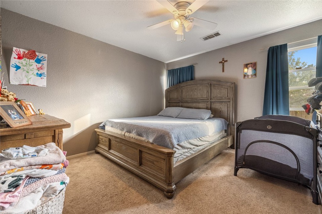 6623 Olive, Winton, CA 95388