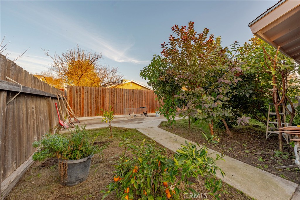 2394 Lance St, Merced, CA 95348