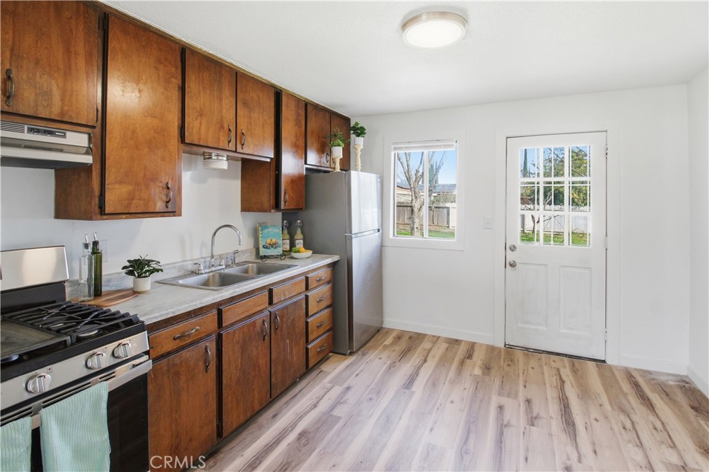 2194 Meadowbrook, Merced, CA 95348