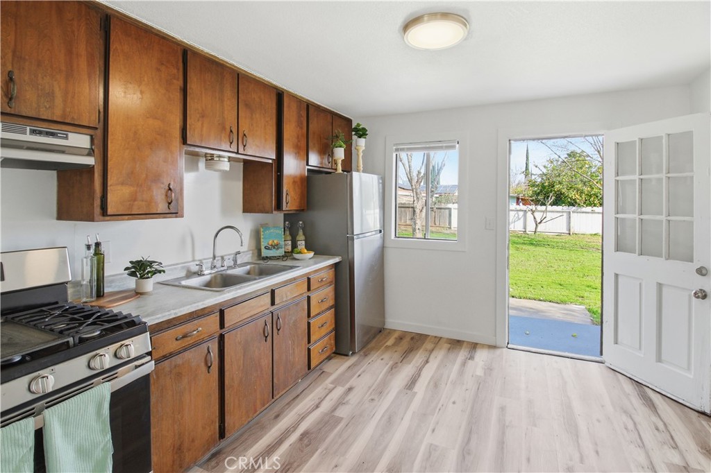 2194 Meadowbrook, Merced, CA 95348