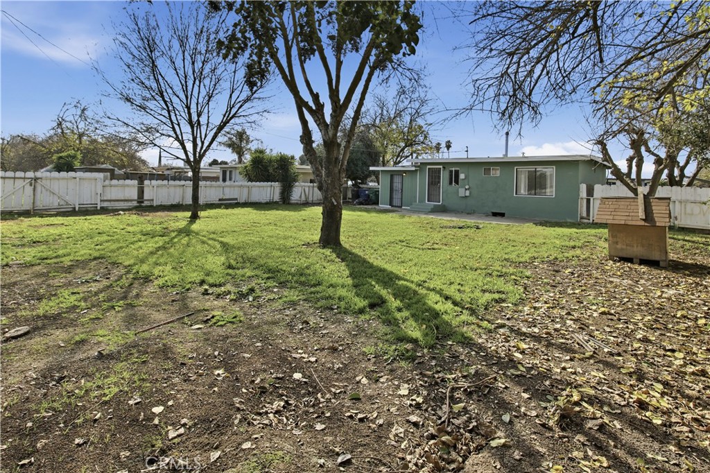 2194 Meadowbrook, Merced, CA 95348