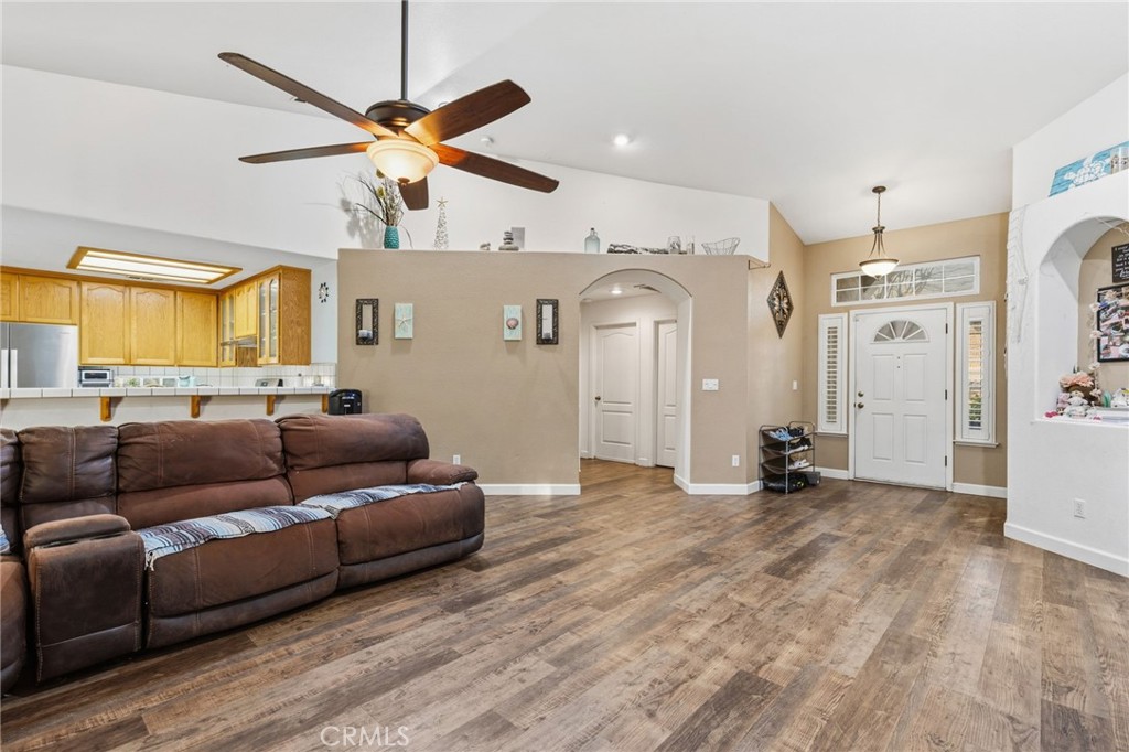 1126 Sprig Ct, Merced, CA 95340