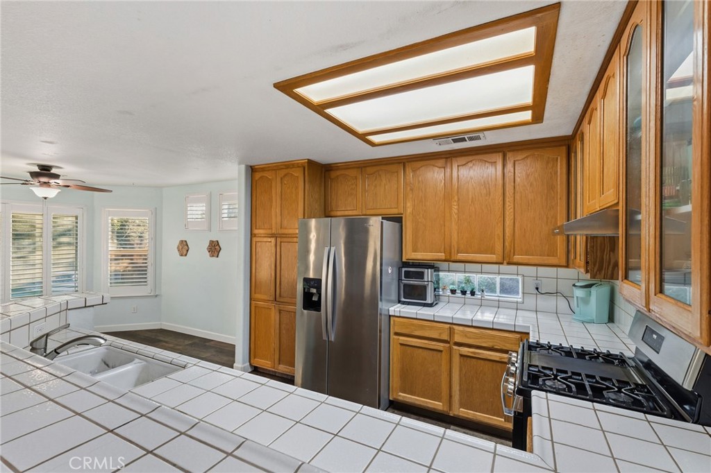 1126 Sprig Ct, Merced, CA 95340