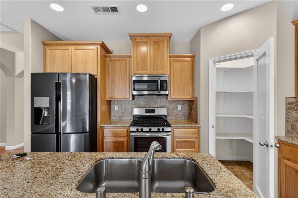 1378 Cassis, Merced, CA 95348