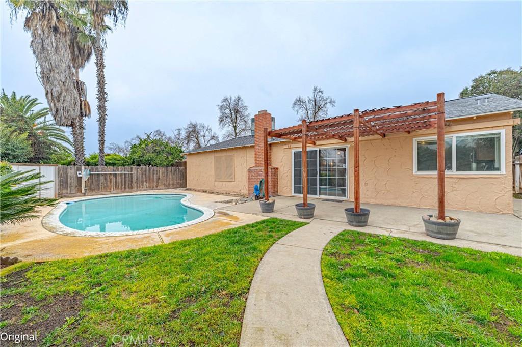 466 Columbia, Merced, CA 95340