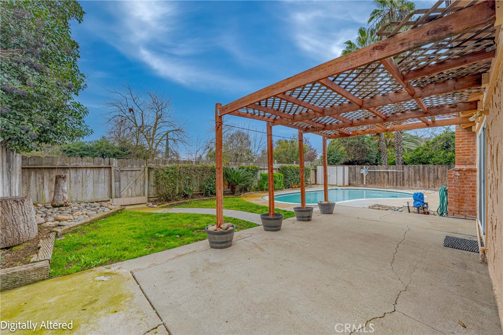 466 Columbia, Merced, CA 95340