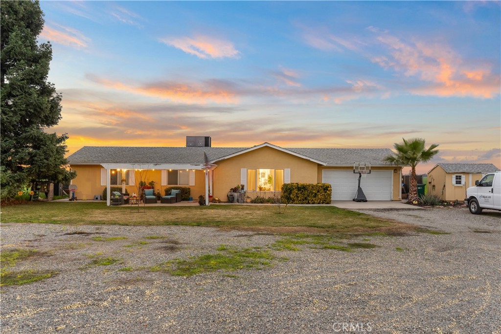 4449 Clausen, Le Grand, CA 95333
