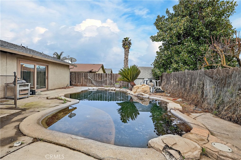 1435 Hammatt, Livingston, CA 95334