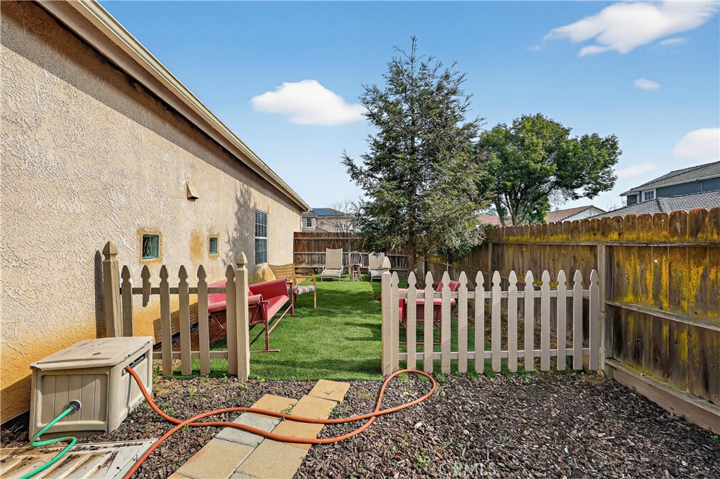 4500 Biltmore, Chowchilla, CA 93610