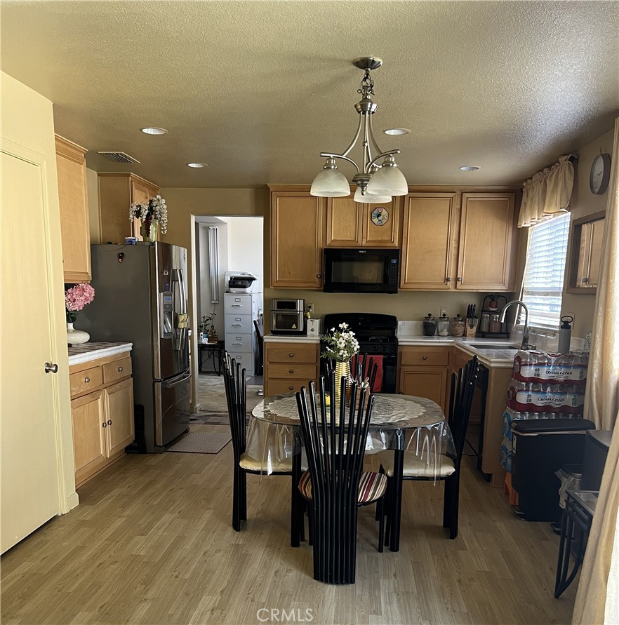 924 Dosangh Ct, Livingston, CA 95334