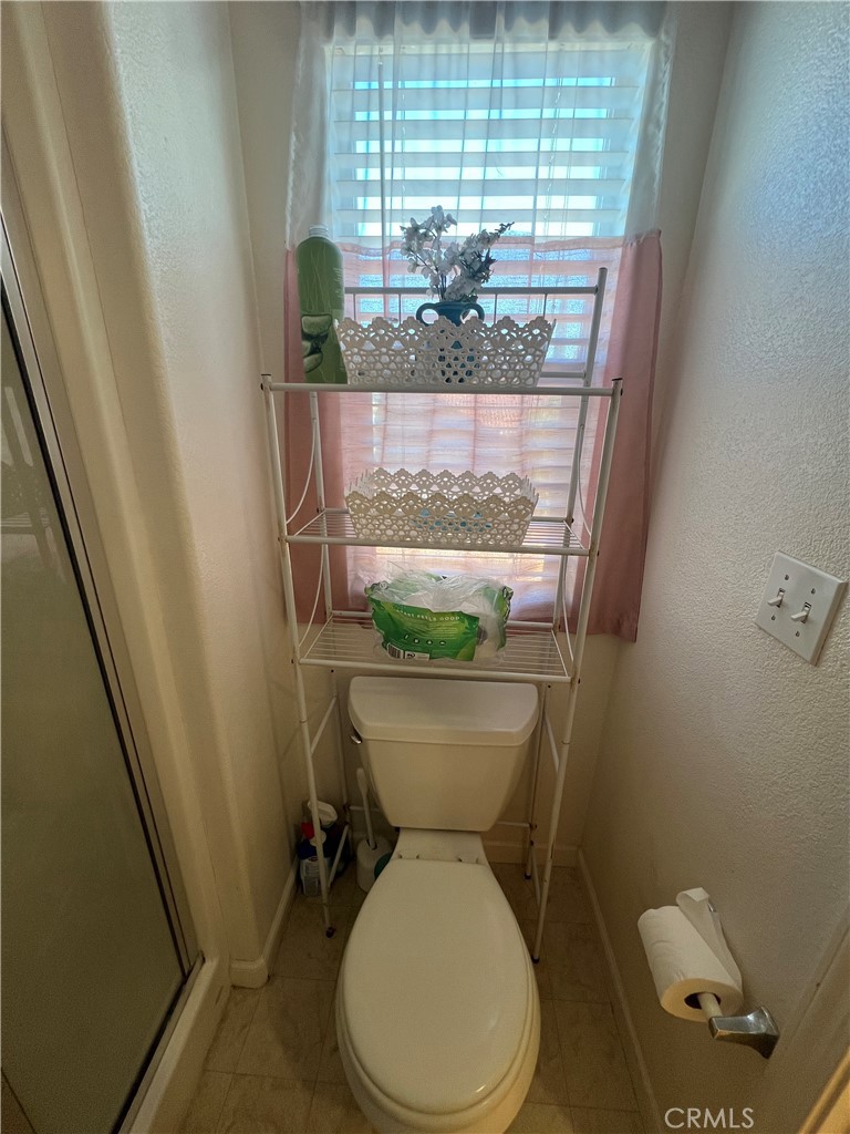 924 Dosangh Ct, Livingston, CA 95334