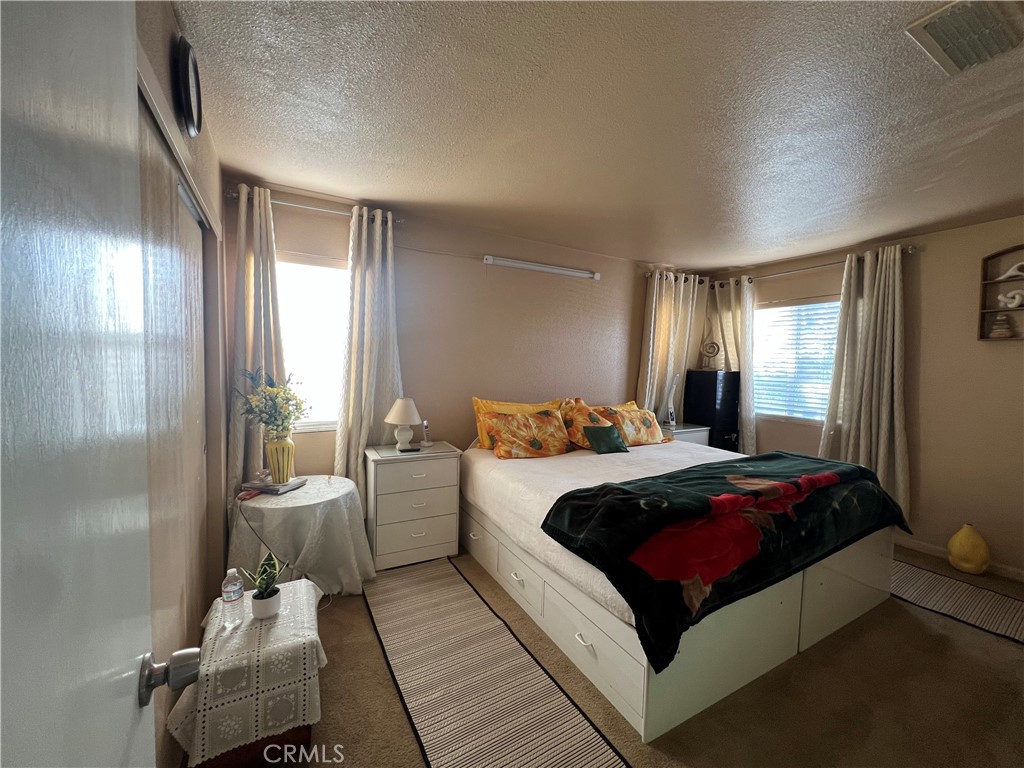 924 Dosangh Ct, Livingston, CA 95334