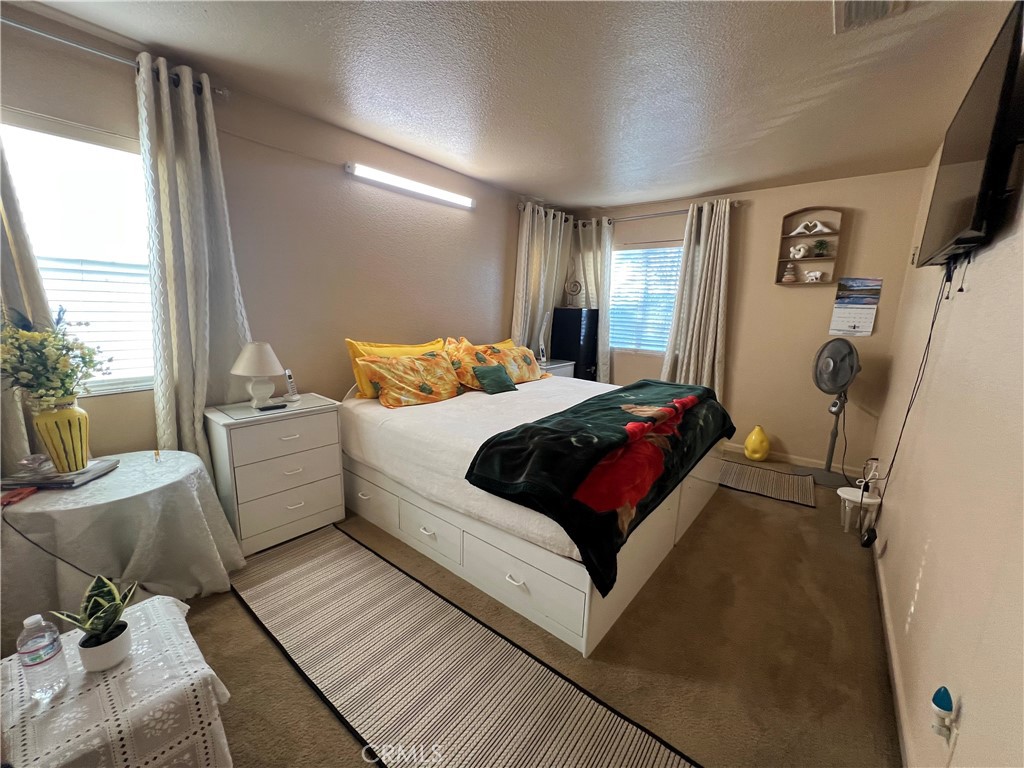 924 Dosangh Ct, Livingston, CA 95334