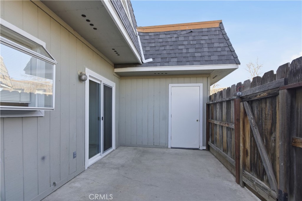 1656 W North Bear Creek Dr, Merced, CA 95348