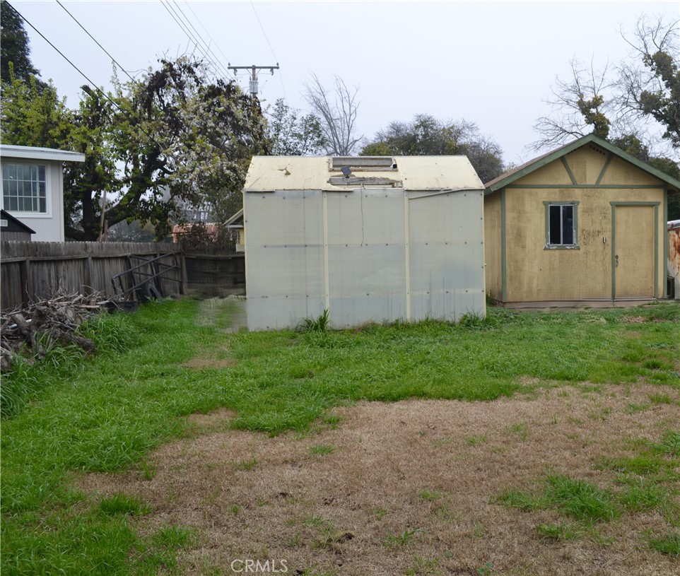 2327 S Garden St, Visalia, CA 93277