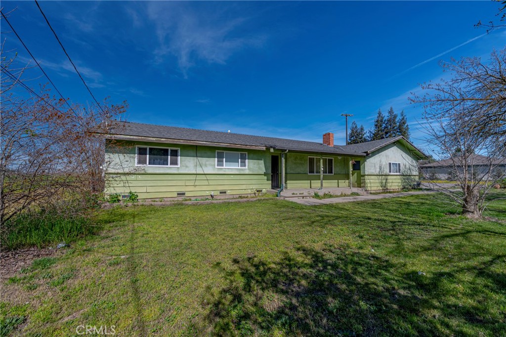 8136 Walnut Ave, Winton, CA 95388