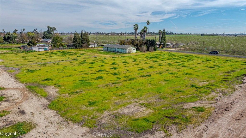 8136 Walnut Ave, Winton, CA 95388