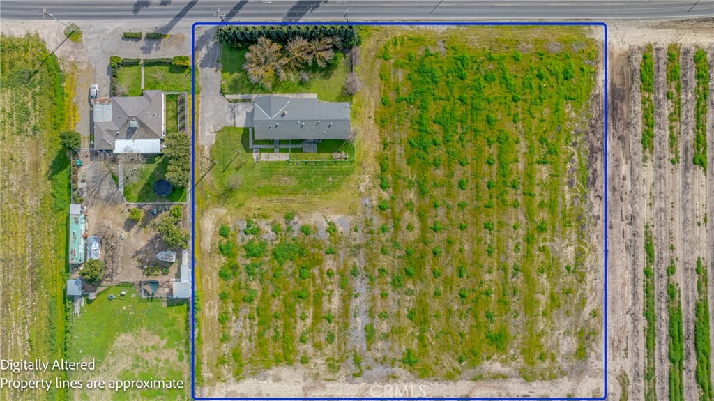 8136 Walnut Ave, Winton, CA 95388