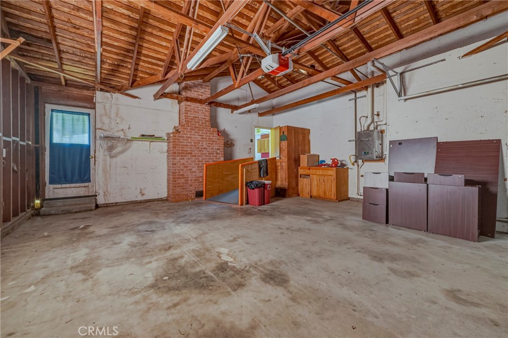 8136 Walnut Ave, Winton, CA 95388