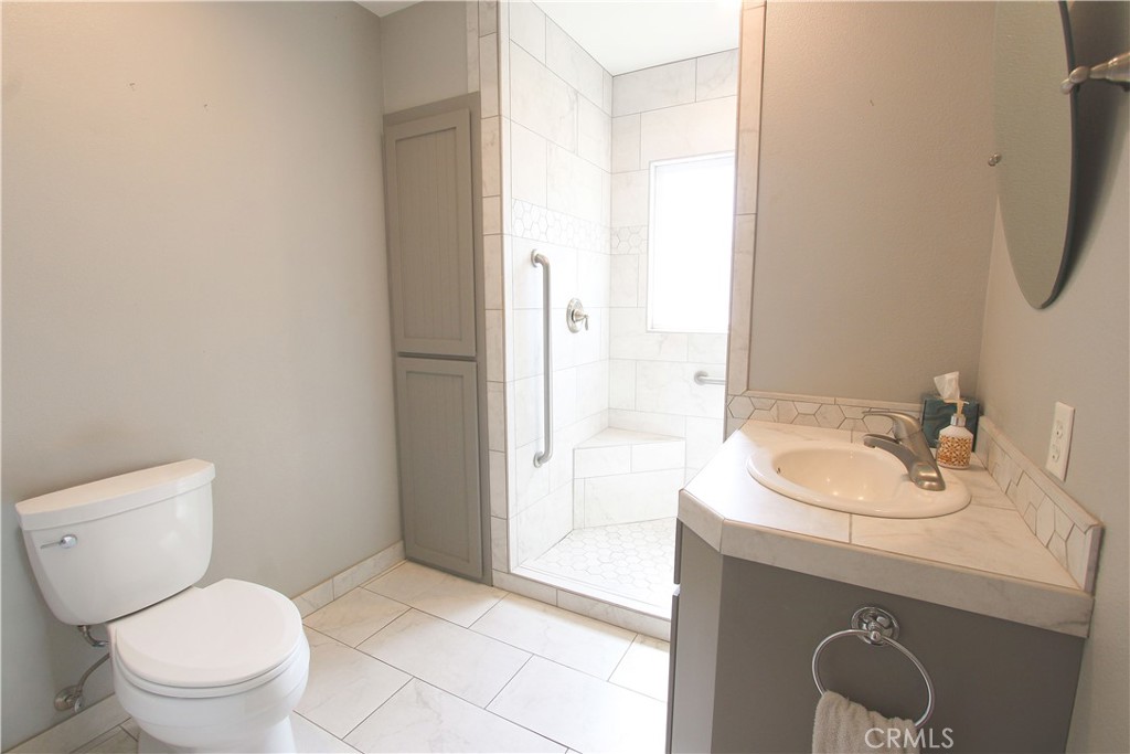 425 E 27th, Merced, CA 95340