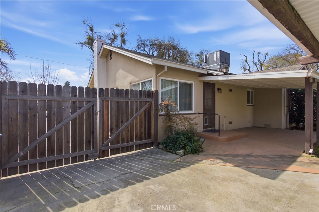 425 E 27th, Merced, CA 95340