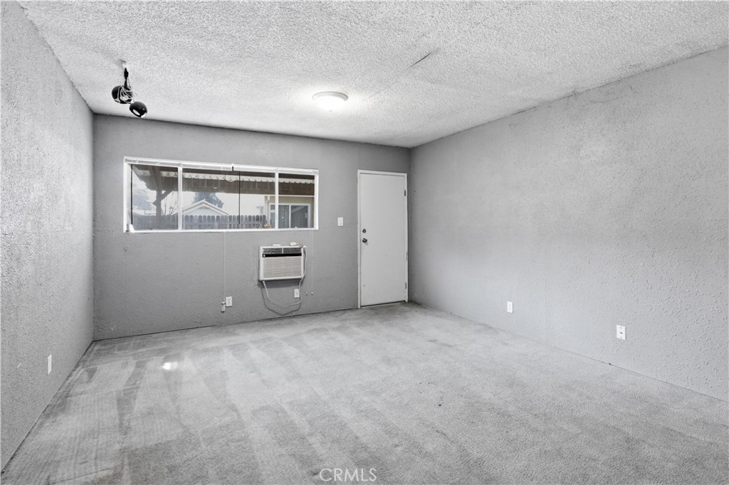 425 E 27th, Merced, CA 95340