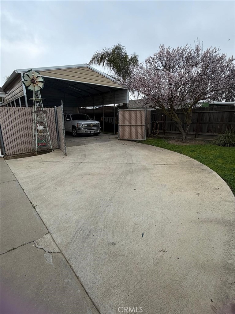 5109 Center, Modesto, CA 95357