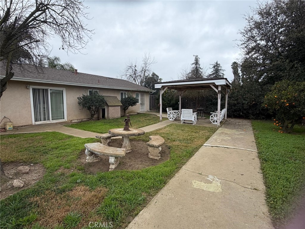 5109 Center, Modesto, CA 95357